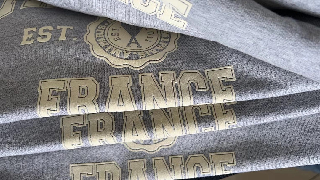 Ami Paris France Est. 2011 Sweatshirt - 34