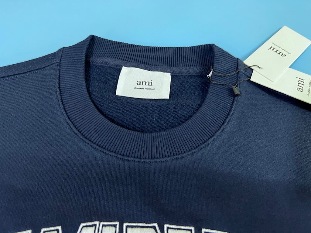 Ami Paris Embroidered Logo Sweatshirt Nautic Blue - 24