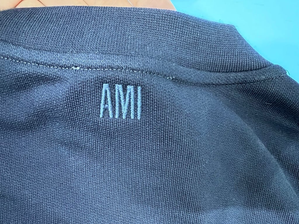 Ami Paris Embroidered Logo Sweatshirt Nautic Blue - 28