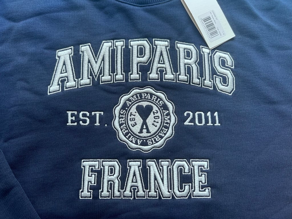 Ami Paris Embroidered Logo Sweatshirt Nautic Blue - 30