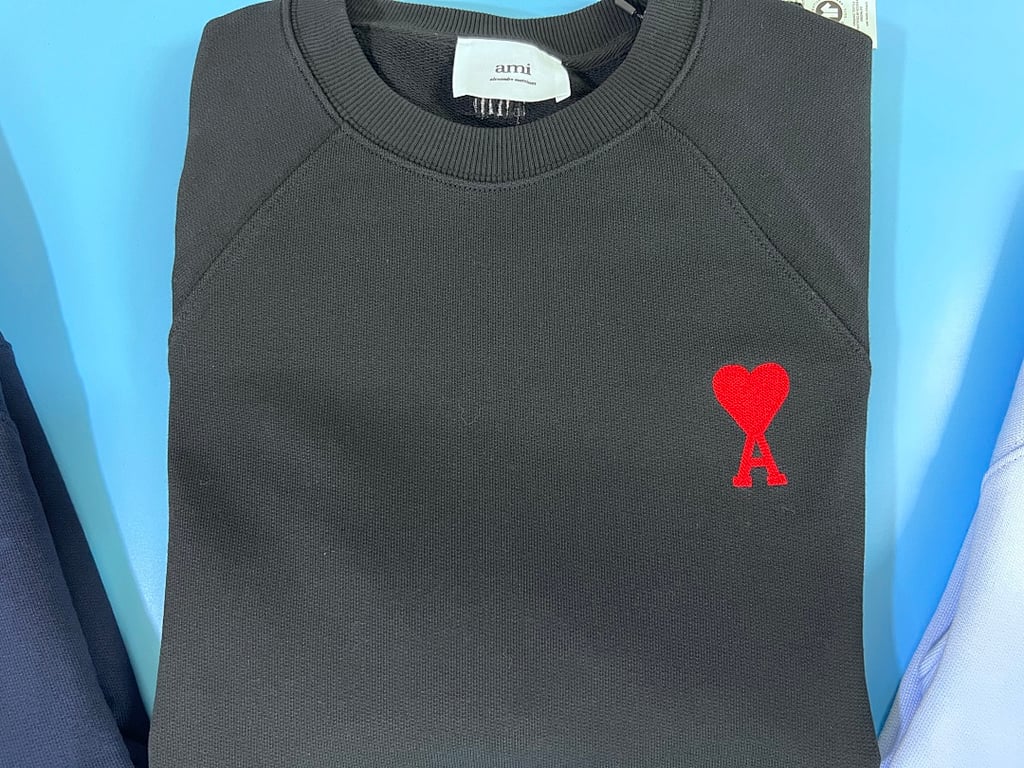 Ami Paris Ami de Coeur Crewneck Sweatshirt - 19
