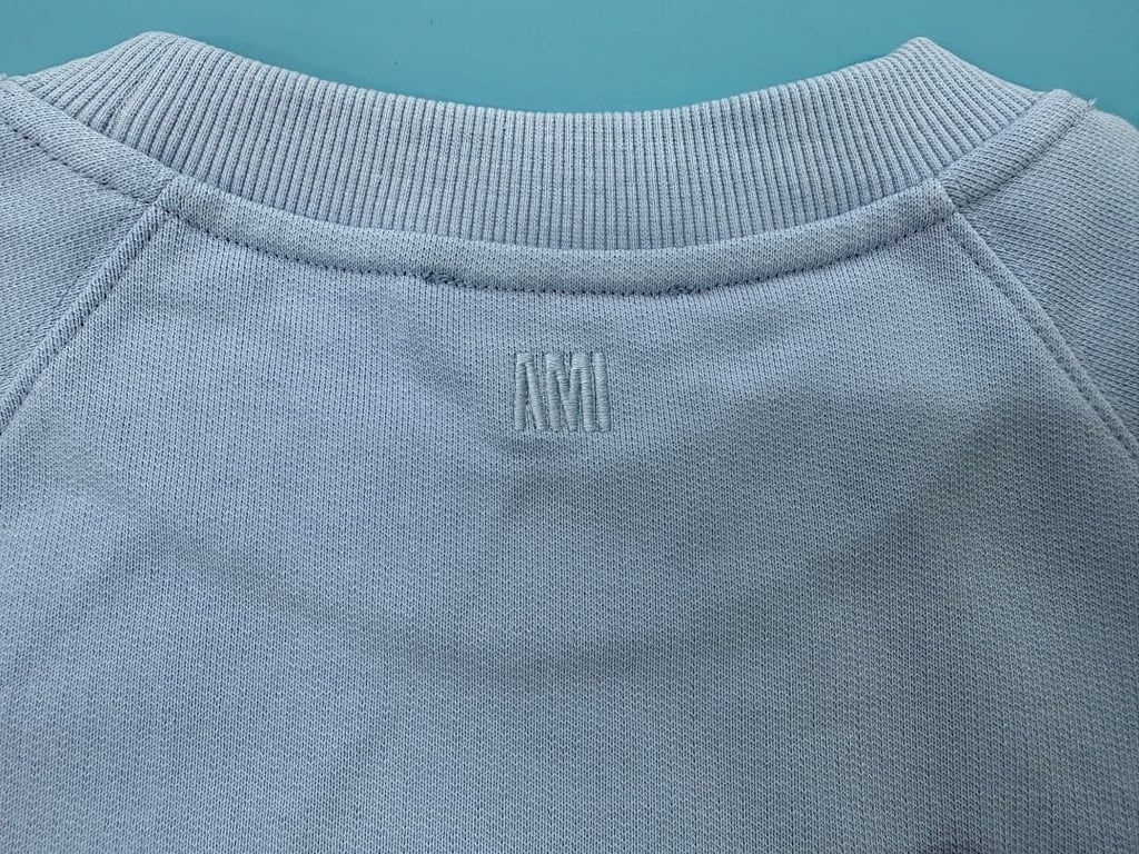 Ami Paris Ami de Coeur Raglan Sweatshirt Beige - 22
