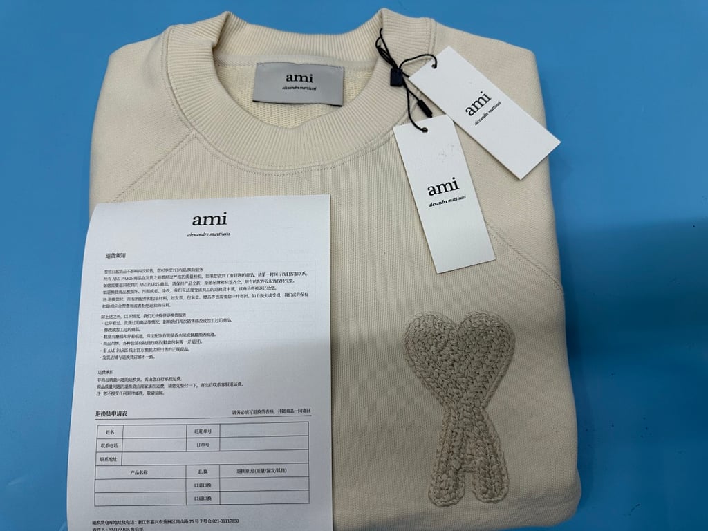 Ami Paris Ami de Coeur Crewneck Sweatshirt Cream - 37