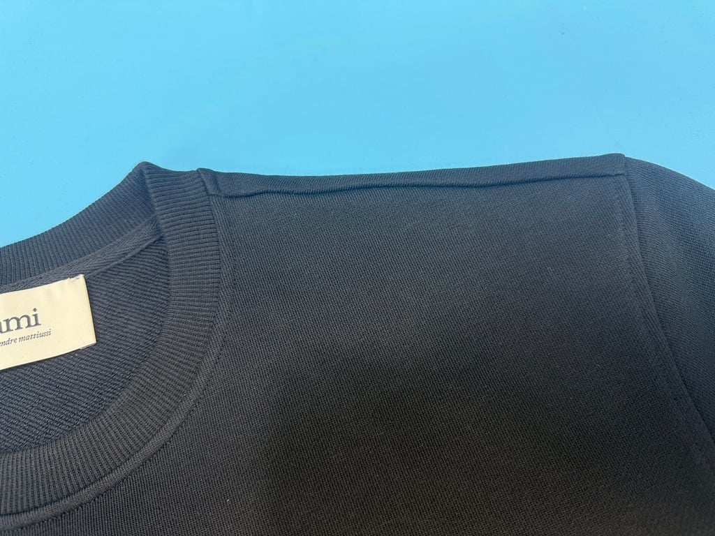 Ami Paris Ami de Coeur Navy Sweatshirt - 50