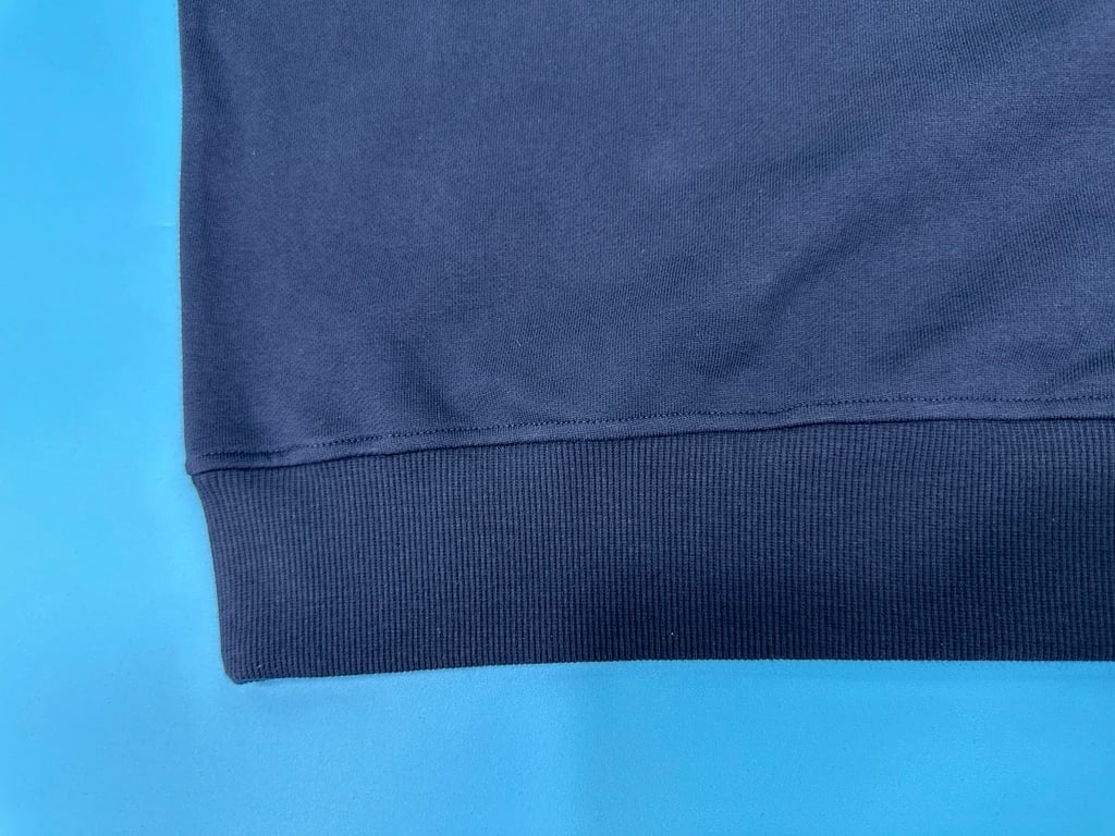 Ami Paris Ami de Coeur Navy Sweatshirt - 8