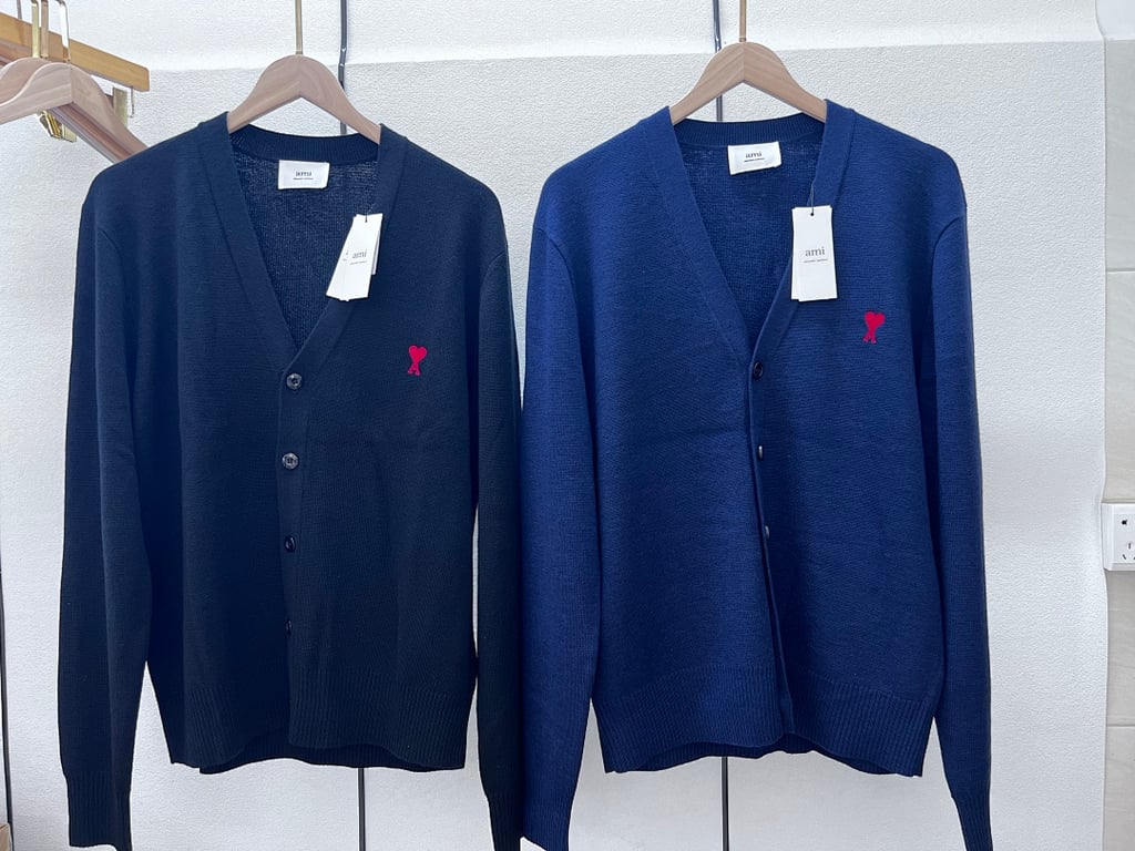 Ami Paris Small Heart Logo Cardigan Black - 69
