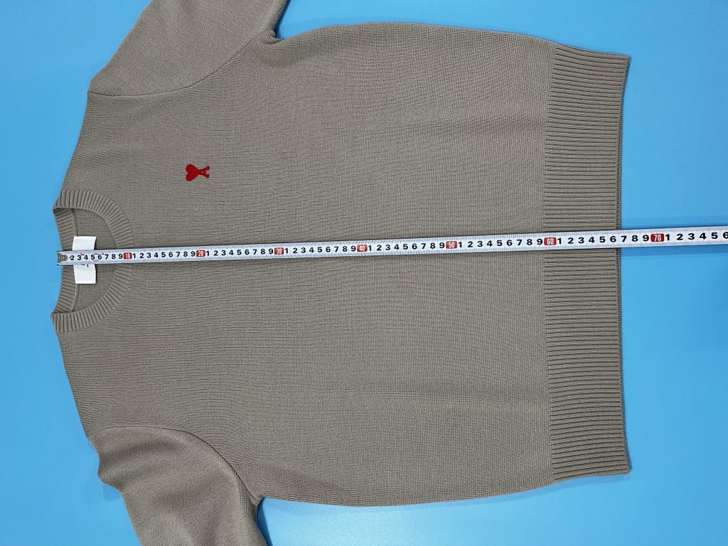 Ami Paris Classic Small Logo Crewneck Sweater - 25