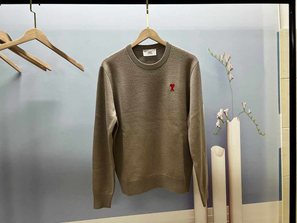 Ami Paris Classic Small Logo Crewneck Sweater - 26