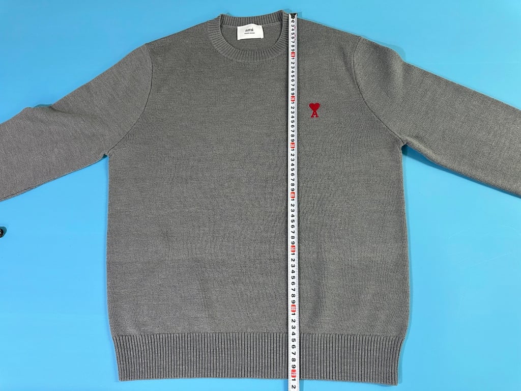 Ami Paris Classic Small Logo Crewneck Sweater - 36