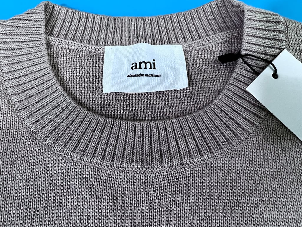 Ami Paris Classic Small Logo Crewneck Sweater - 52