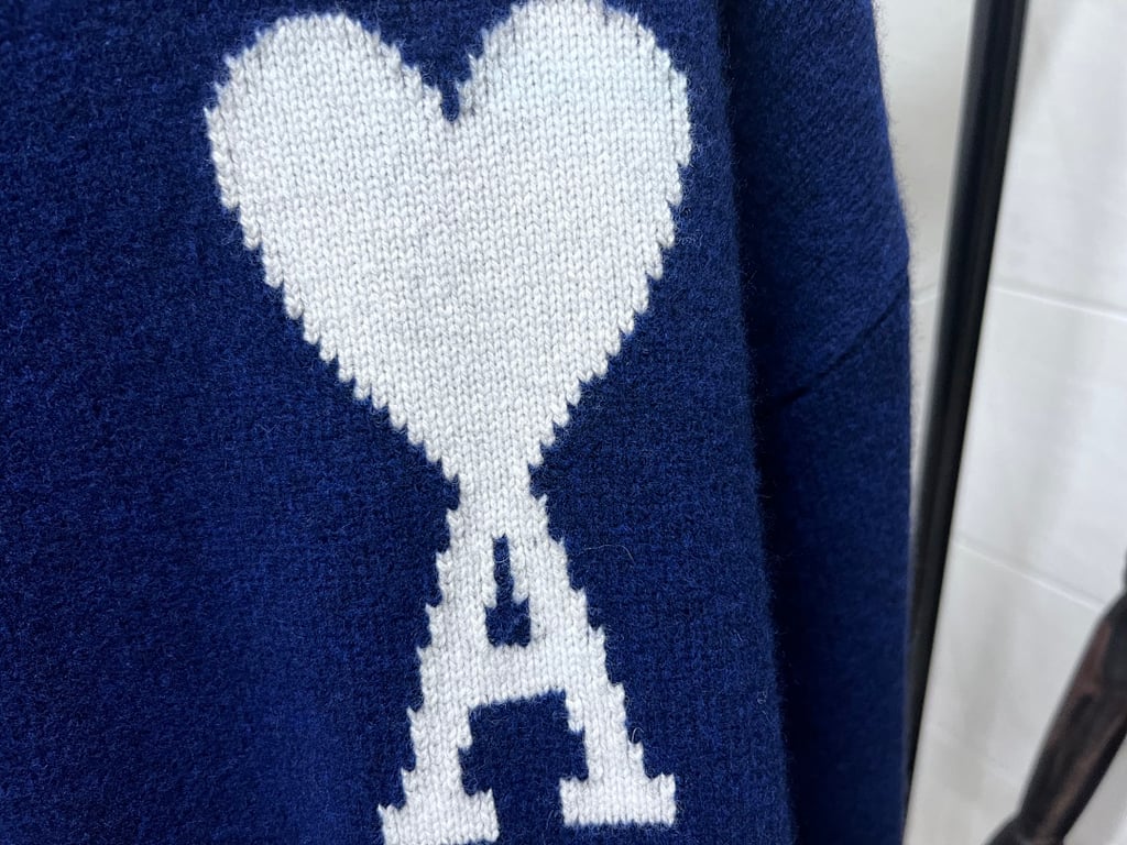 Ami Paris Ami de Coeur Cashmere Sweater - 22