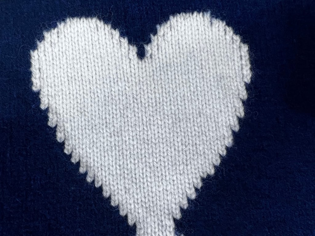 Ami Paris Ami de Coeur Cashmere Sweater - 32