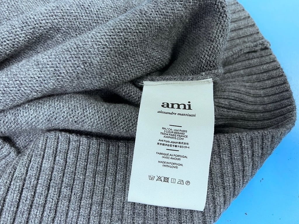 Ami Paris Big Heart Grey Sweater - 16