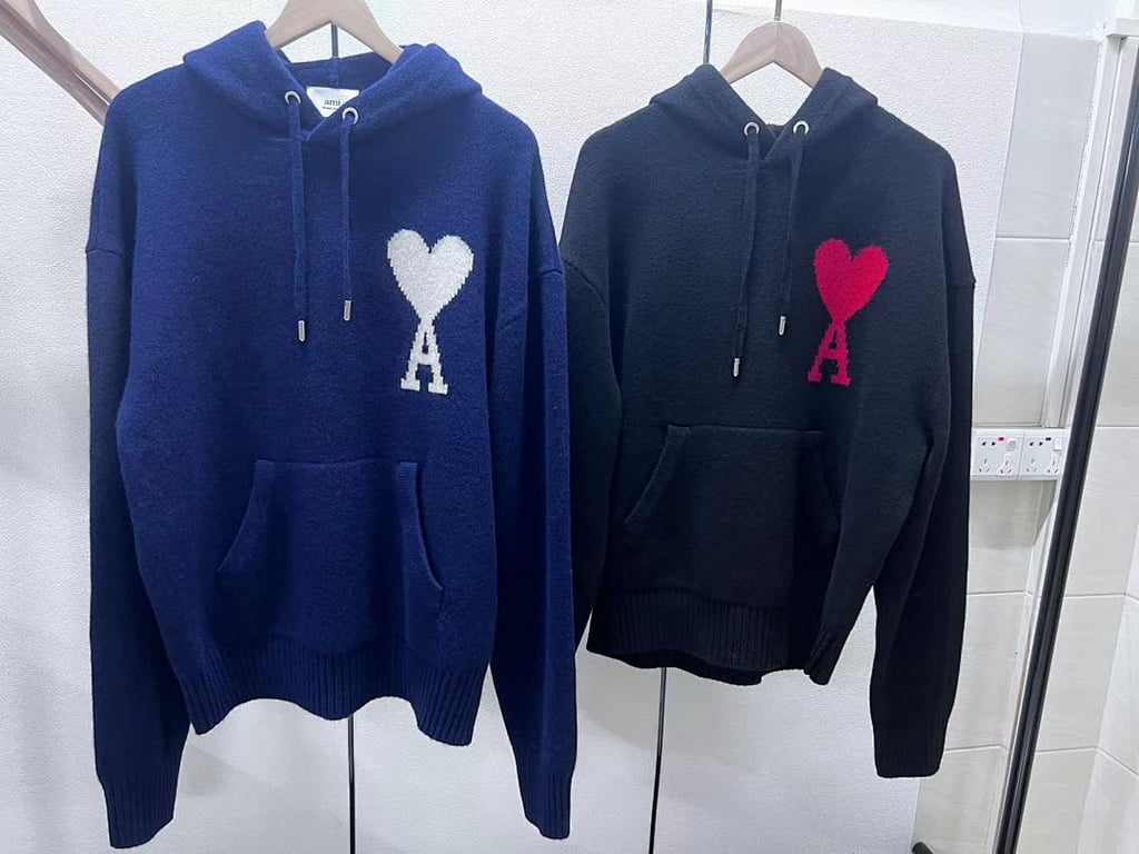 Ami Paris Big Heart Wool Hoodie Black - 12