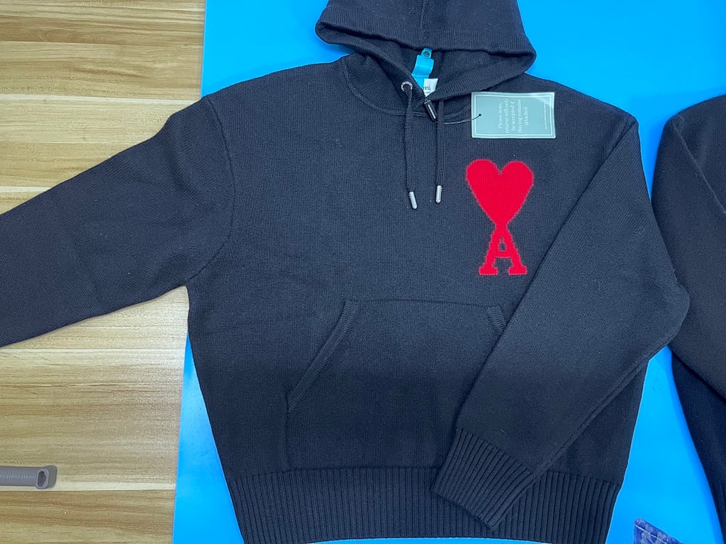 Ami Paris Big Heart Wool Hoodie Black - 19