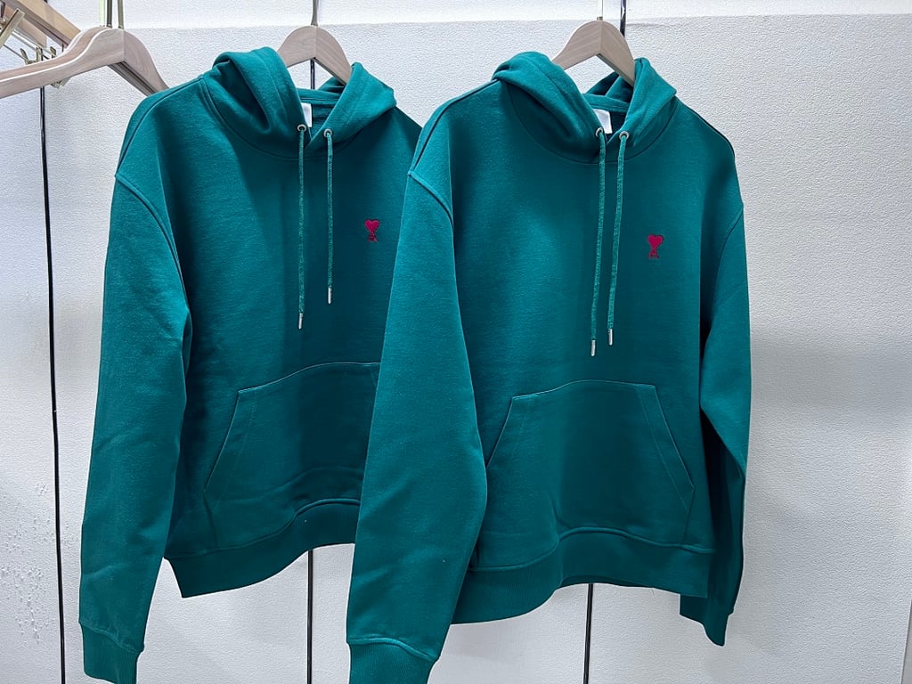 Ami Paris Small Heart Logo Hoodie - 40