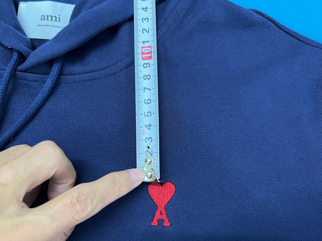Ami Paris Small Heart Logo Hoodie - 79