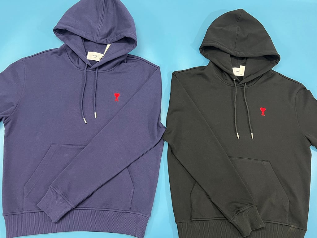 Ami Paris Small Heart Logo Hoodie - 10