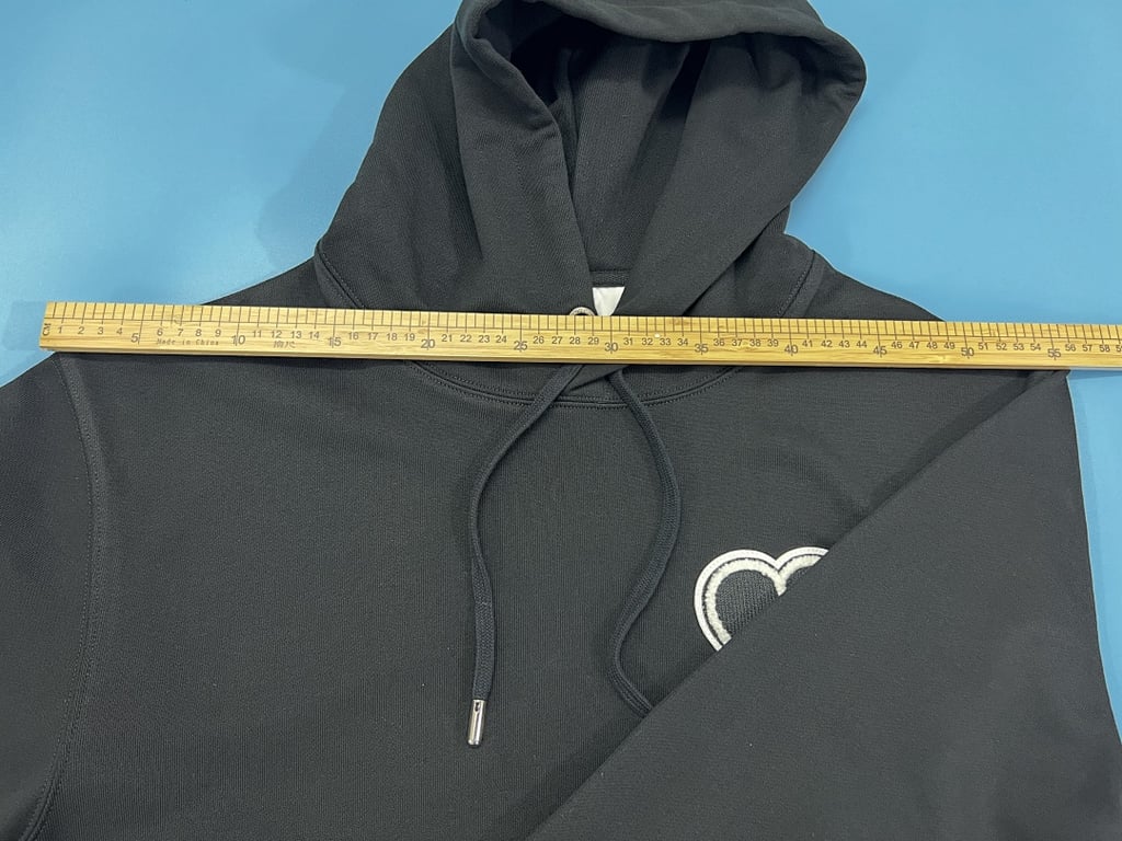 Ami Paris Ami de Coeur 3D Badge Hoodie Black - 11