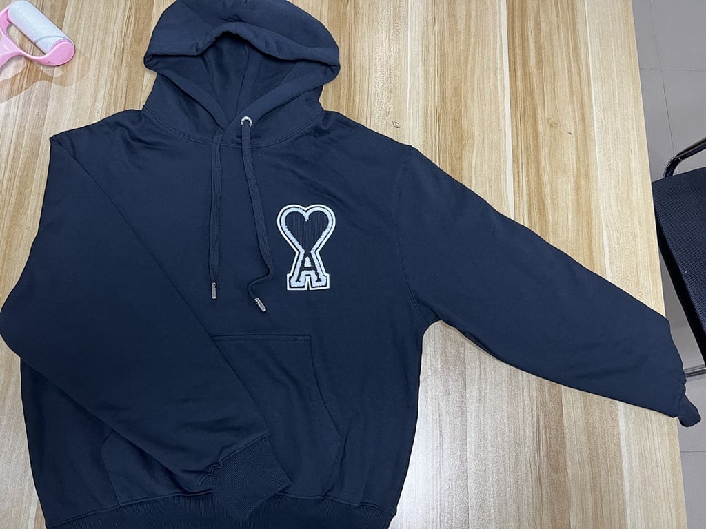 Ami Paris Ami de Coeur 3D Badge Hoodie Black - 16