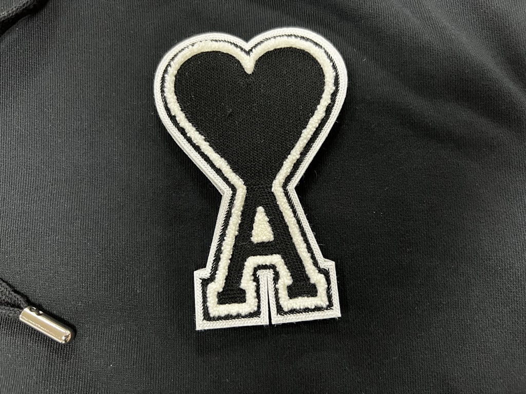 Ami Paris Ami de Coeur 3D Badge Hoodie Black - 18