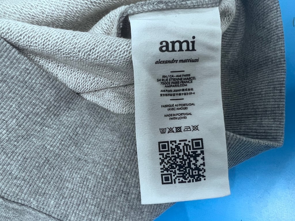 Ami Paris Ami de Coeur Raglan Hoodie - 31