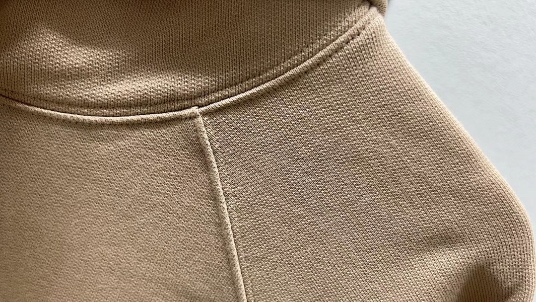 Ami Paris Ami de Coeur Raglan Hoodie - 69