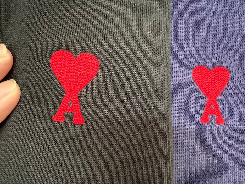 Ami Paris Ami de Coeur Zip Hoodie - 42