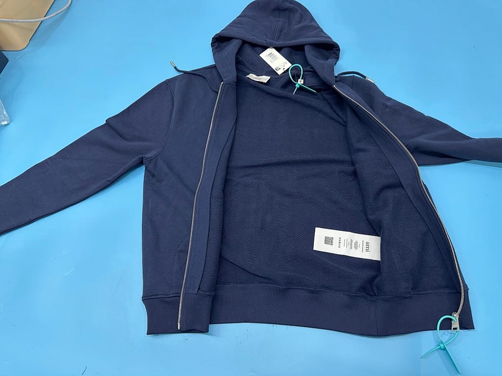 Ami Paris Ami de Coeur Zip Hoodie Navy - 11