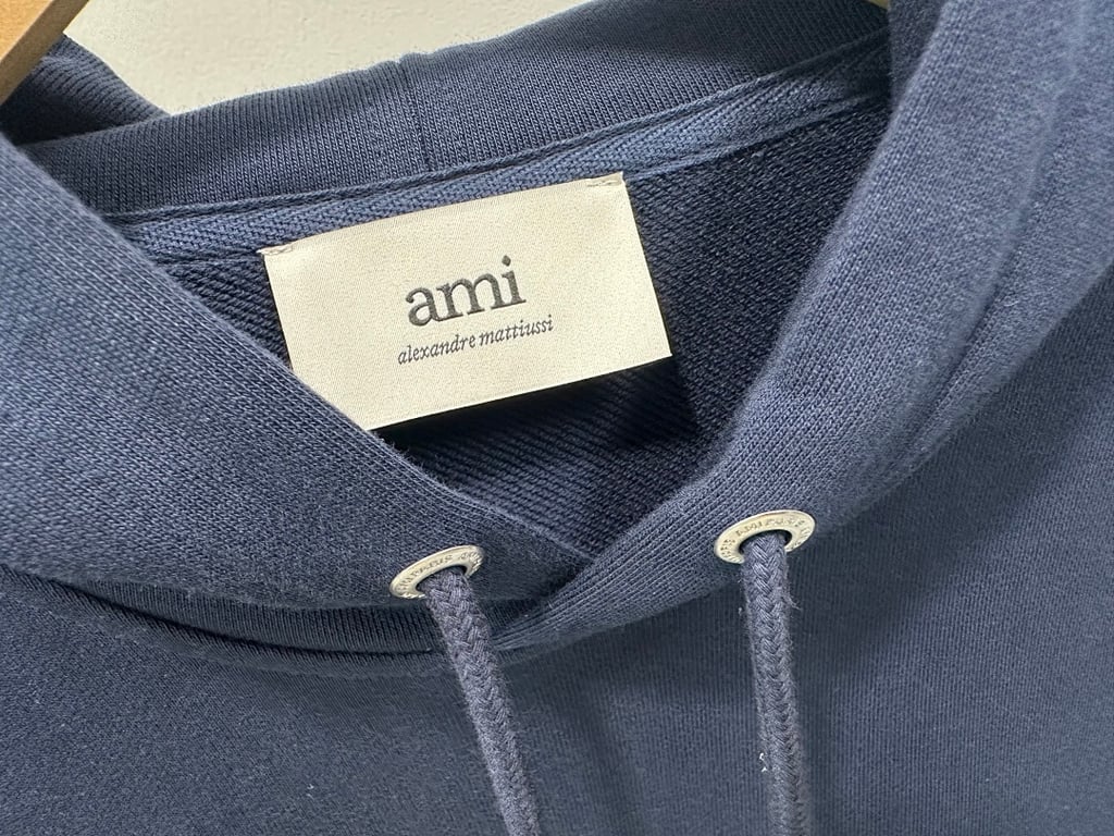 Ami Paris Ami de Coeur White Badge Hoodie Navy - 11