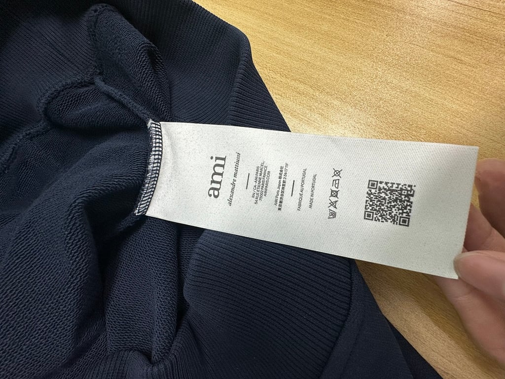 Ami Paris Ami de Coeur White Badge Hoodie Navy - 37