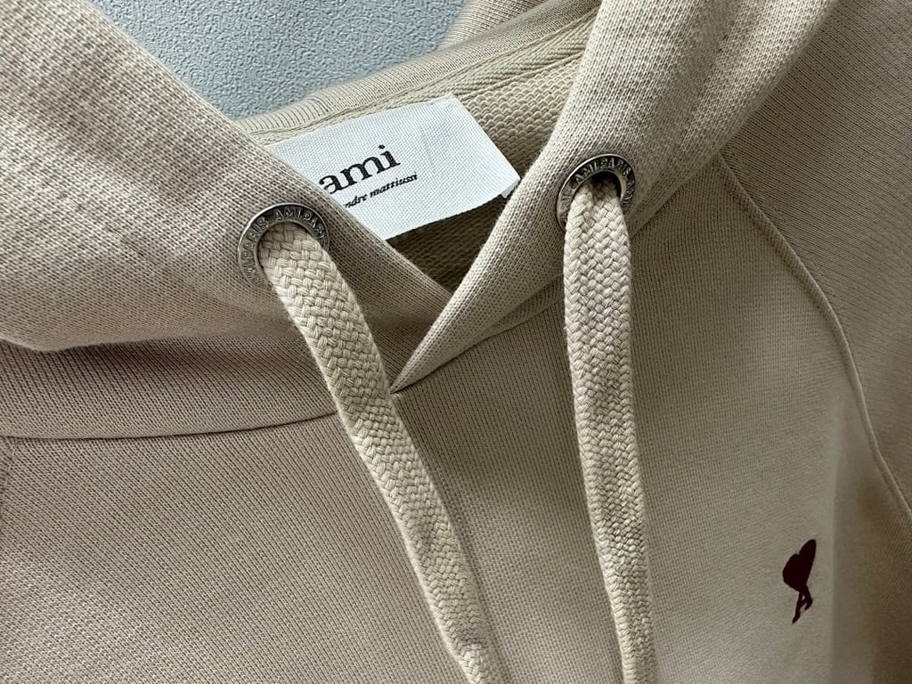 Ami Paris Small Heart Logo Hoodie - 17