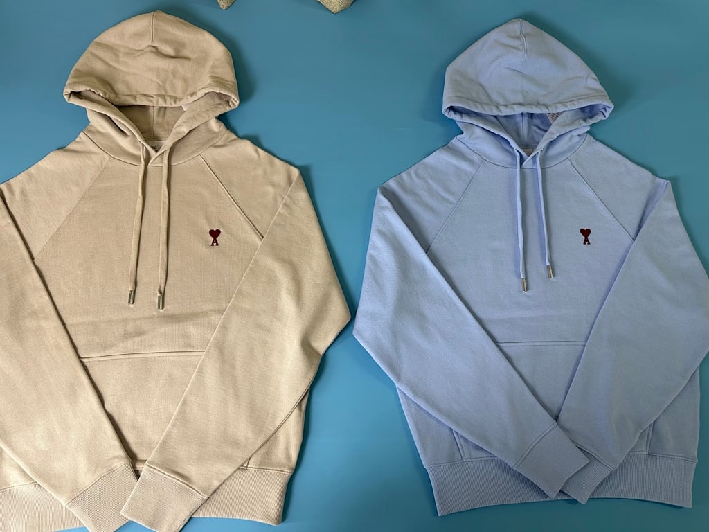 Ami Paris Small Heart Logo Hoodie - 20