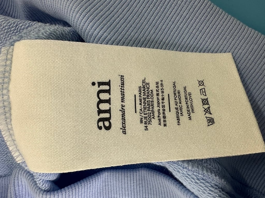 Ami Paris Small Heart Logo Hoodie - 27