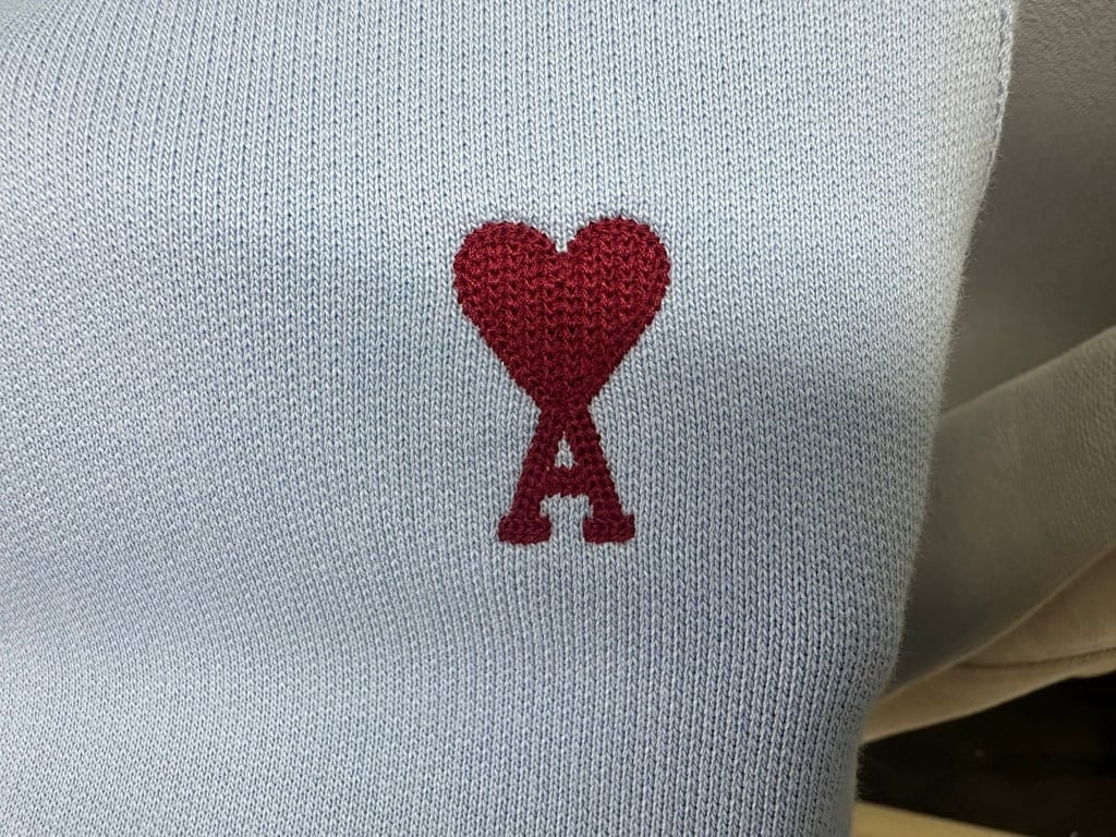Ami Paris Small Heart Logo Hoodie - 35