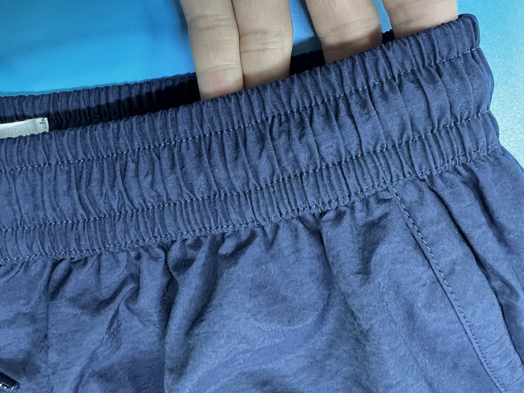 Ami Paris Ami de Coeur Swim Shorts - 36
