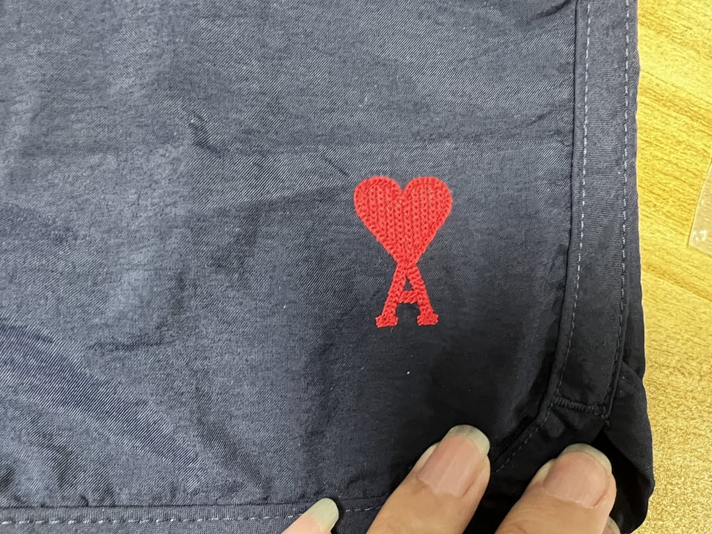 Ami Paris Ami de Coeur Swim Shorts - 41