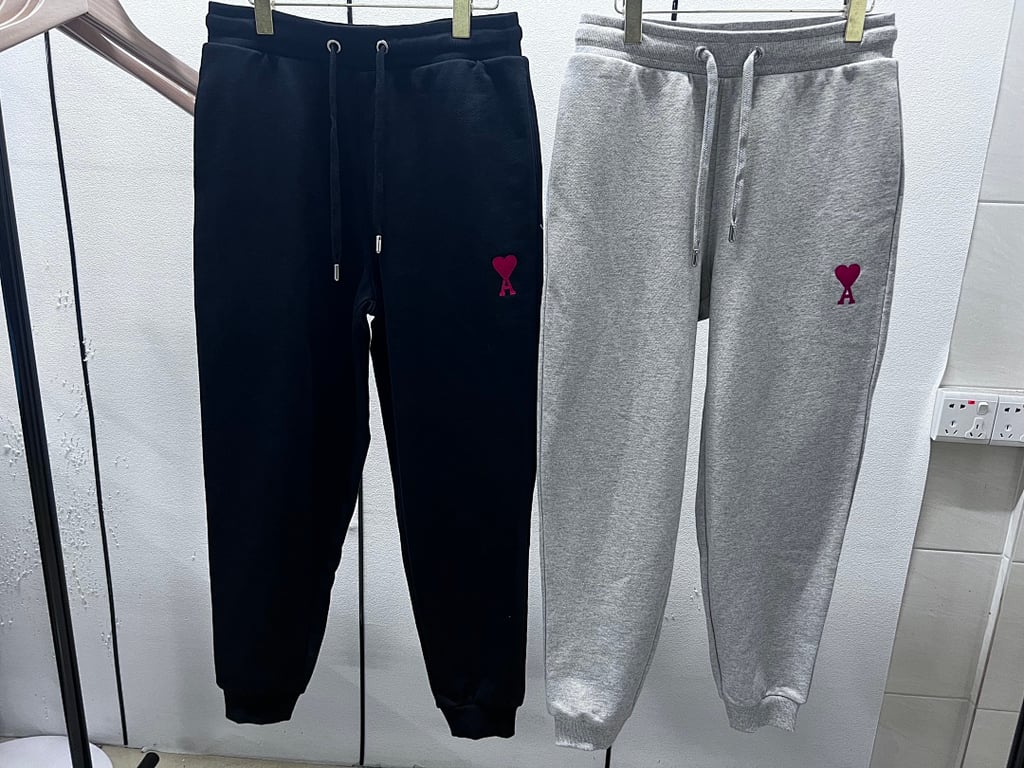 Ami Paris Ami de Coeur Sweatpants - 19