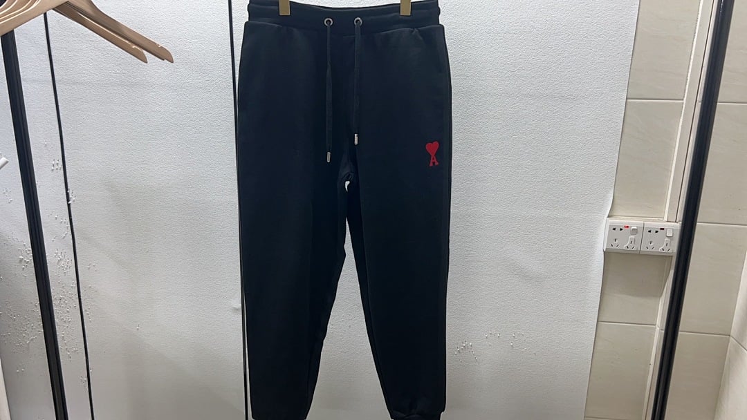 Ami Paris Ami de Coeur Sweatpants - 20