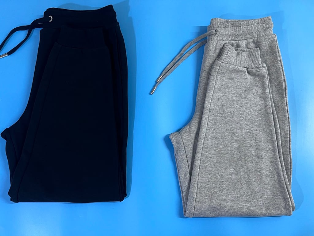 Ami Paris Ami de Coeur Sweatpants - 22