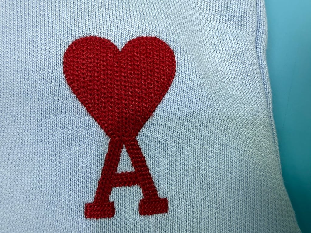 Ami Paris Ami de Coeur Sweat Shorts - 24