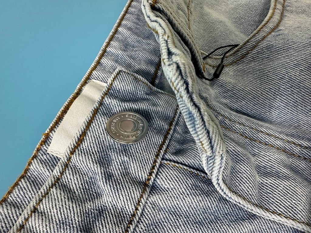 Ami Paris Metal Heart Light Blue Jeans - 18