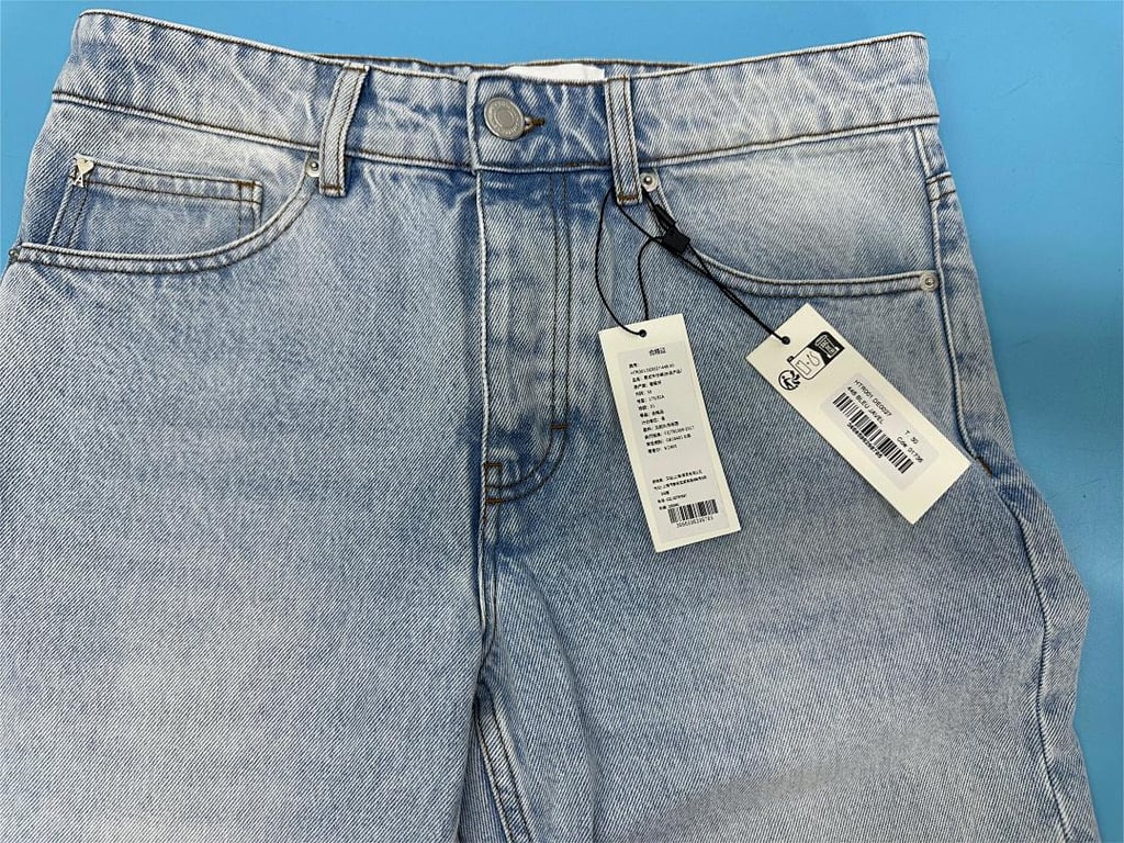 Ami Paris Metal Heart Light Blue Jeans - 30