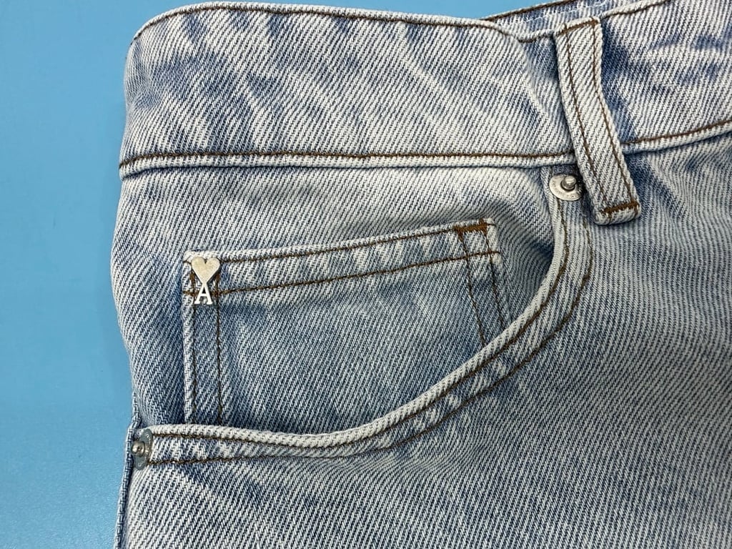 Ami Paris Metal Heart Light Blue Jeans - 32