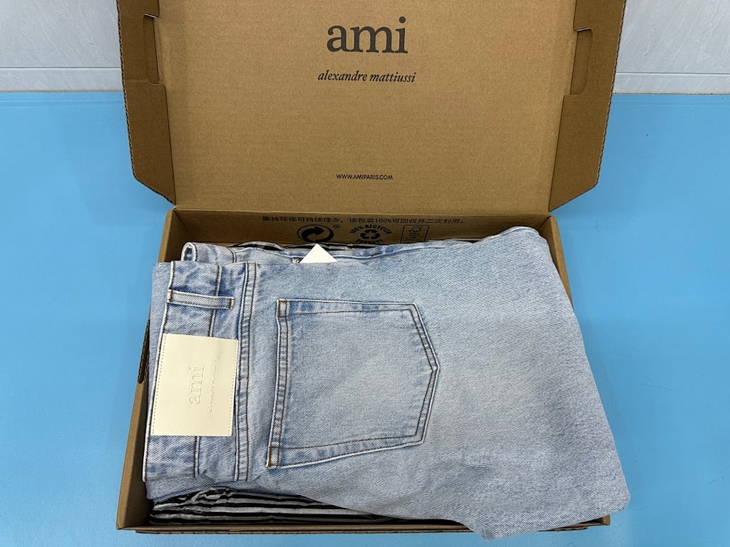 Ami Paris Metal Heart Light Blue Jeans - 37