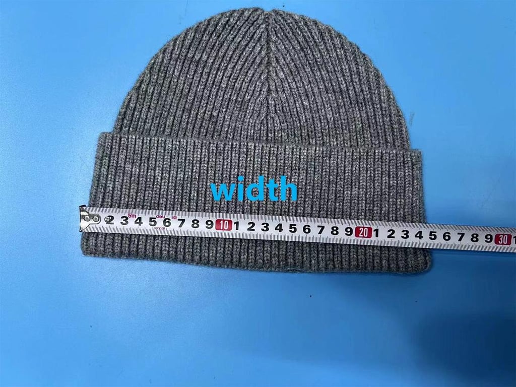 Ami Paris Ami de Coeur Wool Beanie Black - 19