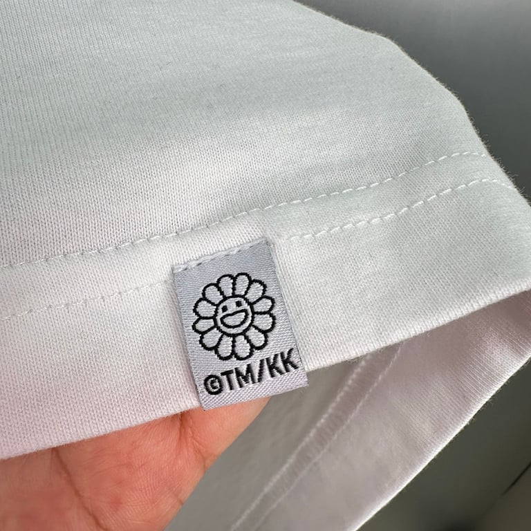 Takashi Murakami MCA Chicago ComplexCon Graphic Tee - 28