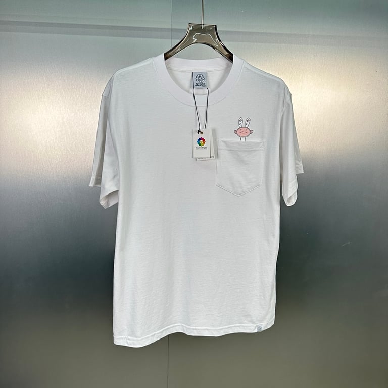 Takashi Murakami MCA Chicago ComplexCon Graphic Tee - 36