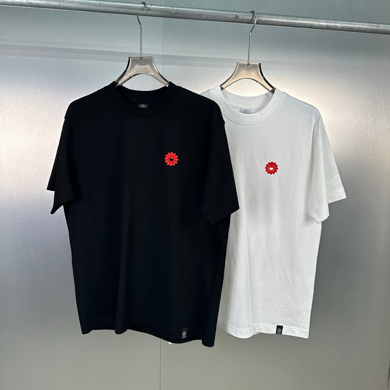 Takashi Murakami Sunflower Graphic T-Shirt - 22