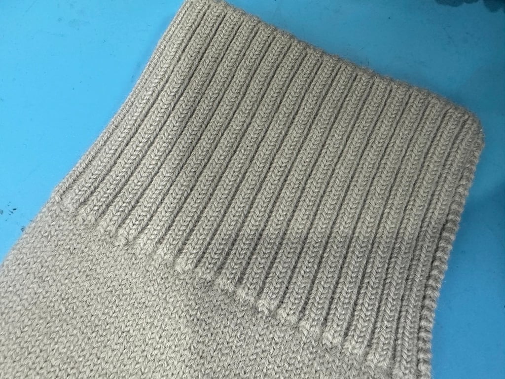 Ami Paris Ami de Coeur Merino Wool Sweater - 23